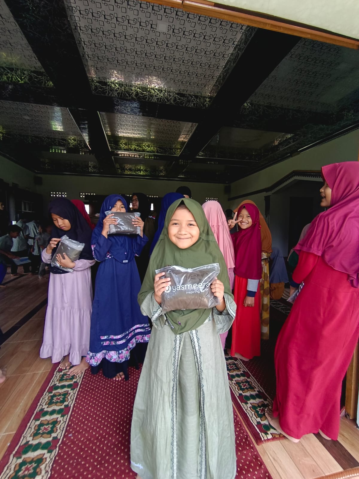Seragam Baru Santri Tahfidz